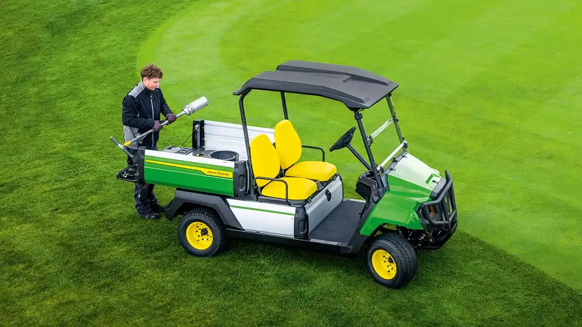 Gator™ Turf Utility Vehicles