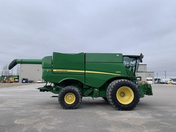 2014 John Deere S670