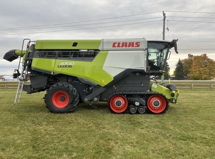 2023 Claas 8700TT