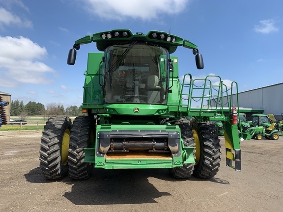 2023 John Deere S770