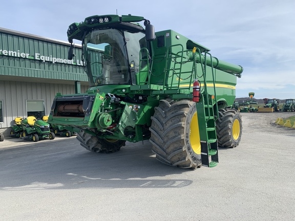 2023 John Deere S770