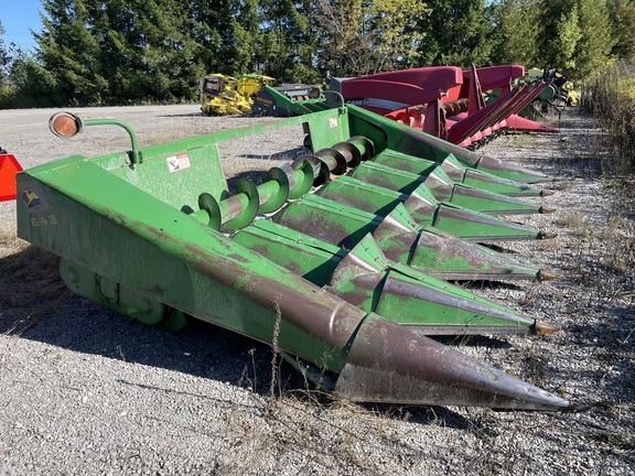 John Deere 643