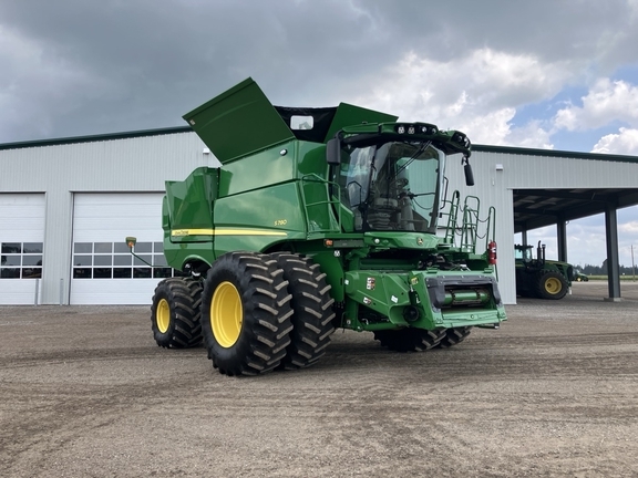 2023 John Deere S780