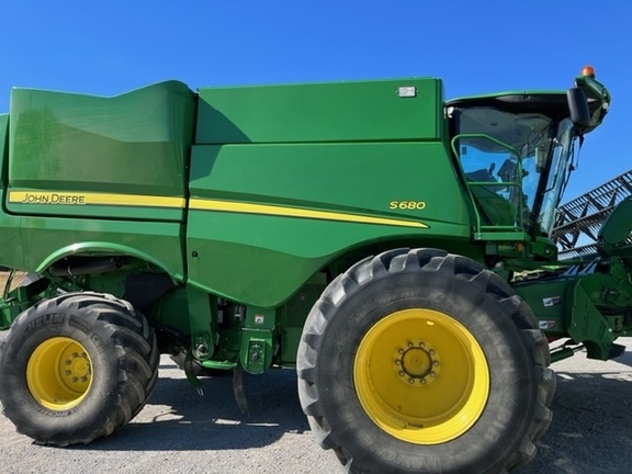 2017 John Deere S680
